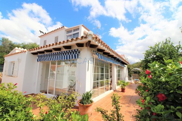 For sale - Villa in Sant Lluís (Binisafua)