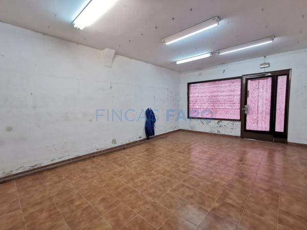 Ref. 1380V - For sale Centenary house with patio in the centre of Sant Lluis