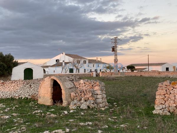 Ref. 1408V - For sale RUSTIC PROPERTY OF GREAT HISTORICAL VALUE WITH ACTIVE AGRICULTURAL EXPLOITATION AND HUNTING RESERVE IN MENORCA