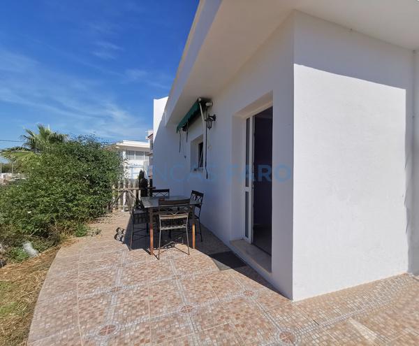 Ref. 1621V - For sale REFURBISHED CHALET WITH GARDEN AND BARBECUE SITUATED ON THE BEACH OF CALAN PORTER IN ALAIOR