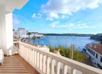 BÂTIMENT EN PREMIÈRE LIGNE DE MER SUR LE PORT DE CALES FONTS, ES CASTELL Es Castell