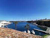 Achat - Ref. 1540V Maison en ville/Autres/Édifice/Penthouse / Dernier étage / Duplex - Es Castell