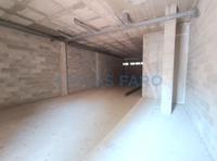 Commercial premises in shell condition close to Avenida Menorca Maó