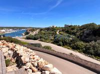 Esclusivo terreno edificabile con splendida vista panoramica sul porto e sul paesaggio naturale circostante Maó