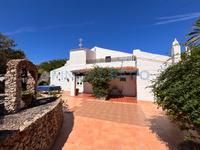 COUNTRY HOUSE IN THE AREA OF TREBALUGER Es Castell