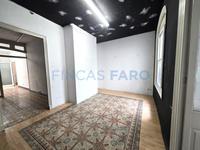 Commercial premises for rent on the Explanada de Maó Maó