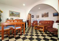 Casa spaziosa con garage e terrazza in una zona centrale di Mahón. Maó