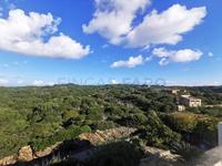 Detached villa with pool located in one of the most exclusive areas of Menorca, the Cala Llonga urbanization. Maó