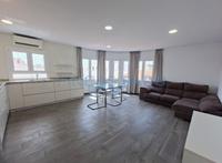 Appartement rénové et lumineux à proximité du centre historique de Mahón, avec terrasse commune. Maó